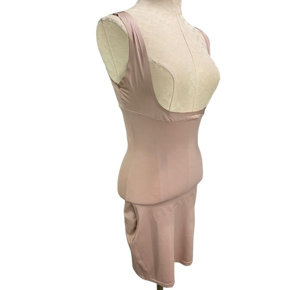 1X Love Your Assets by Sara Blakely Shaper Women's SS4915 Open Bust Slimmer - Picture 3 of 7